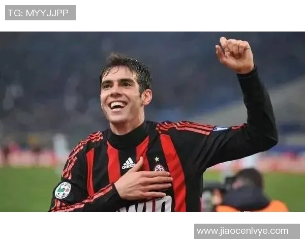 足坛巨星尼姓球员成长之路与辉煌成就全景揭秘